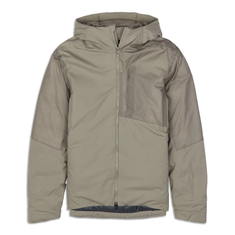 Pinnacle Warmth Jacket - Resale