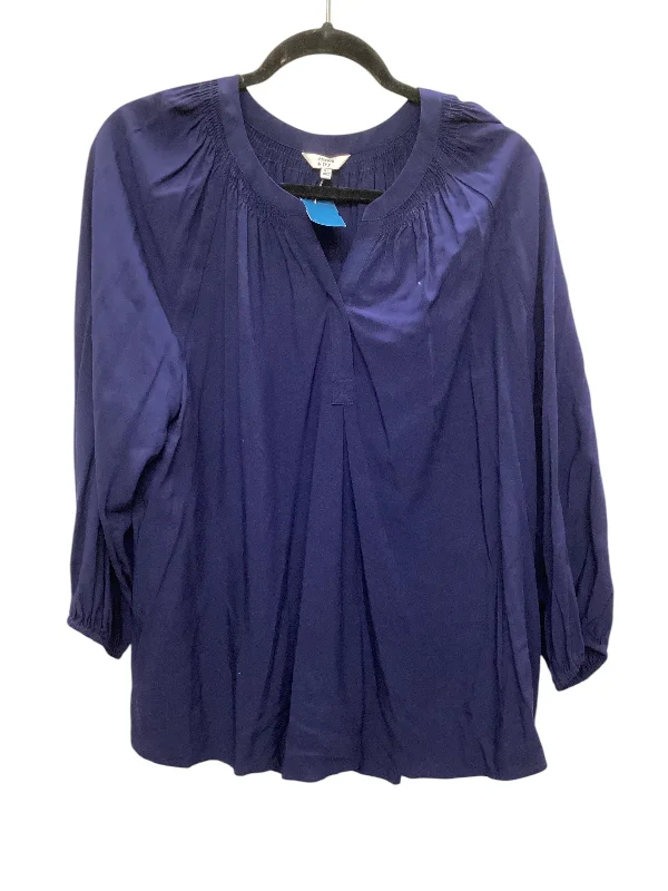 Embroidered long sleeve Top Long Sleeve By Crown And Ivy In Blue, Size: Xl