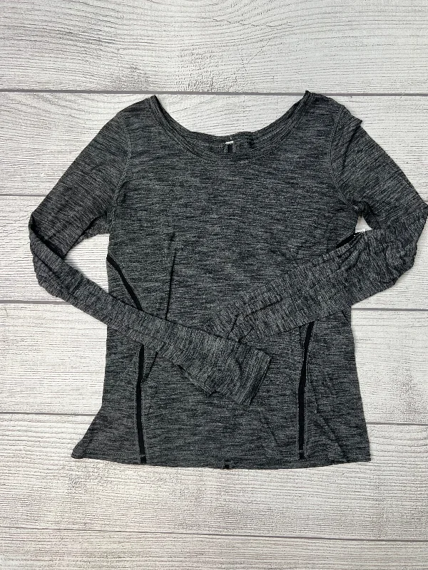 Classic shirt Athletic Top Long Sleeve Crewneck By Lululemon In Grey, Size: S