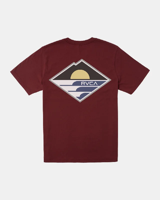 Casual fit Sunswell Tee - Oxblood Red