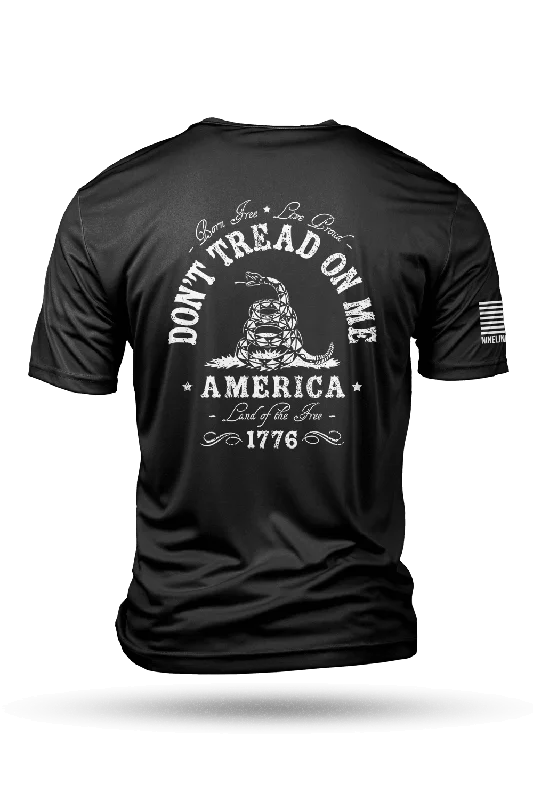 Slim fit Don't Tread On Me - Moisture Wicking T-Shirt