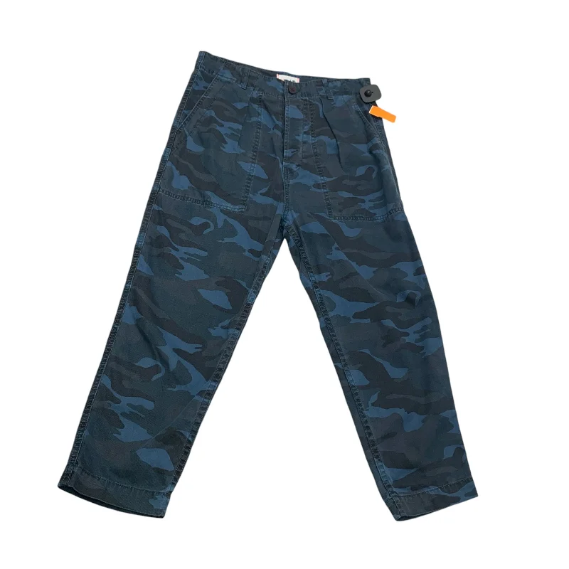 Recycled pants Pants Cropped By Sundry In Camouflage Print, Size: 6