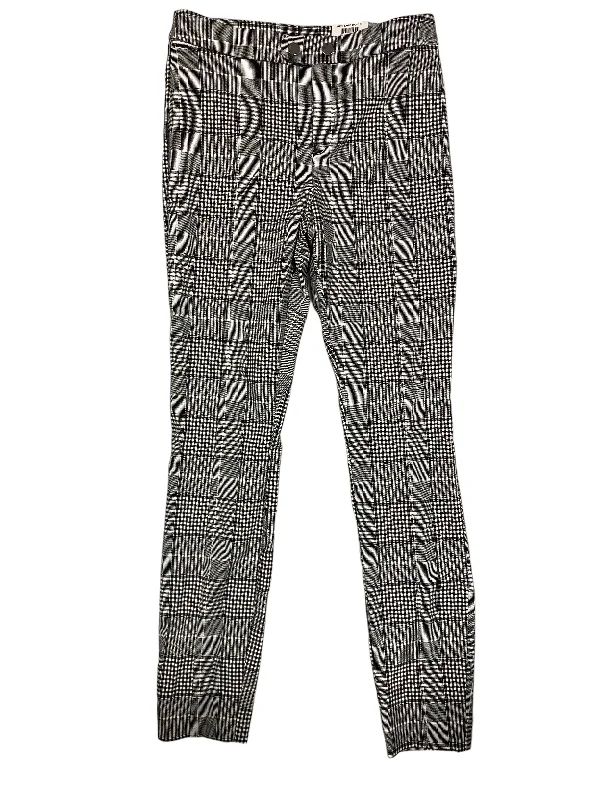 Printed jeans Pants Dress By Inc In Black & White, Size: 4