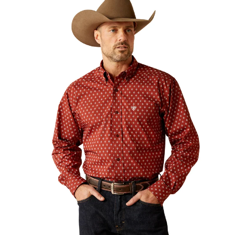 Sporty shirt Ariat Men's Pax L/S Classic Fit Western Button Down Shirt in Burgundy Diamond