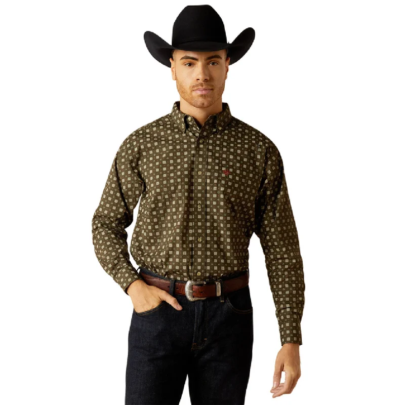 Stretch shirt Ariat Men's Shep L/S Classic Fit Western Button Down Shirt in Deep Green Mixed Geometric